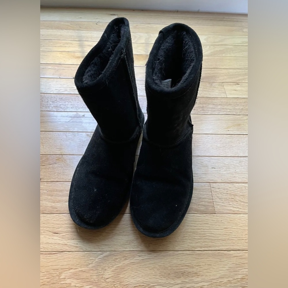 Black Eva Never wet BearPaw boots girls Y5